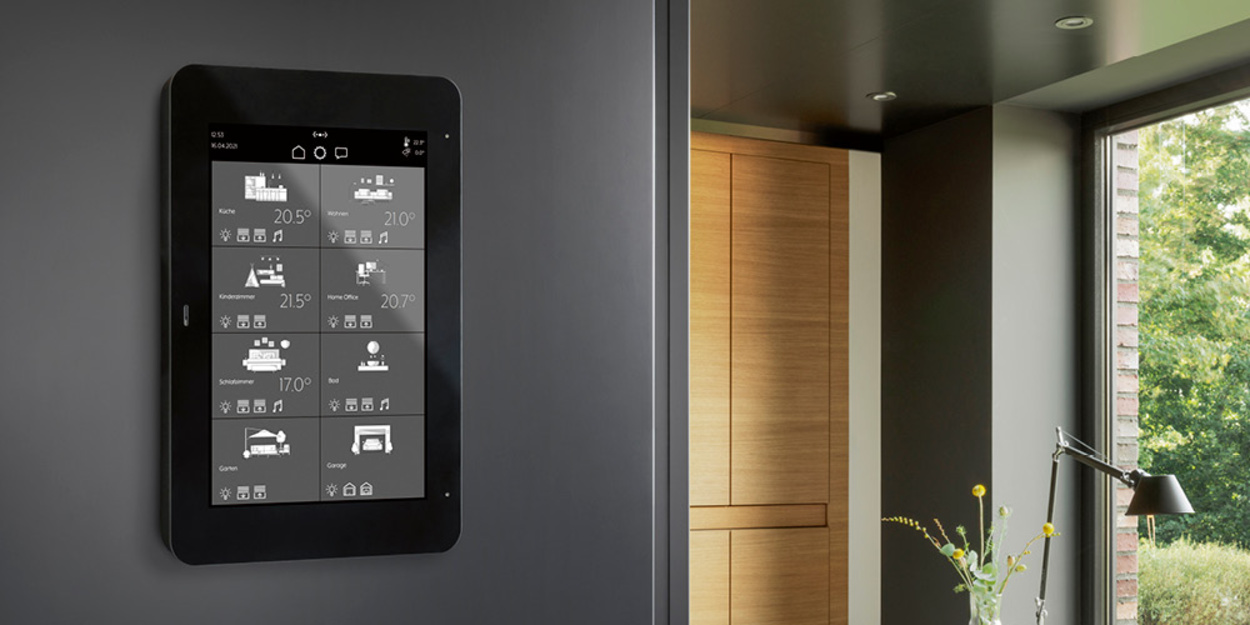 JUNG Smart Panel 8 bei Elektro Melk in Sinntal - Sterbfritz