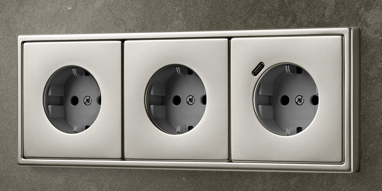 SCHUKO® Steckdosen mit USB bei Elektro Melk in Sinntal - Sterbfritz