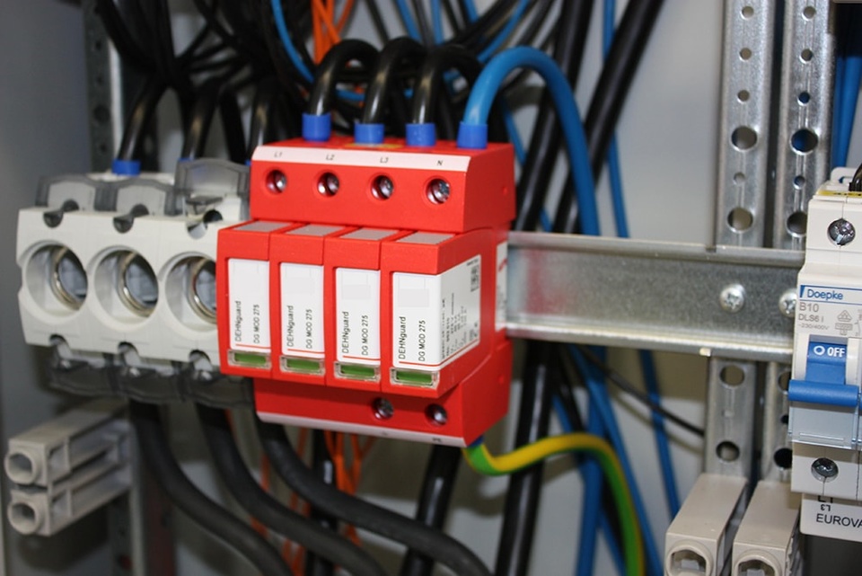 U berspannungsschutz bei Elektro Melk in Sinntal - Sterbfritz